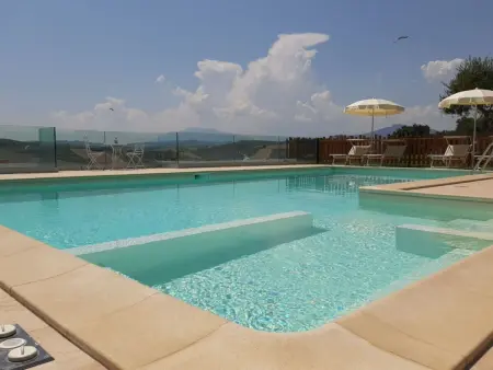 Villa mit atemberaubender Aussicht und privatem Pool - Photo 4