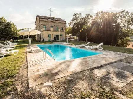Villa mit privatem Pool und unglaublicher Aussicht - Photo 1