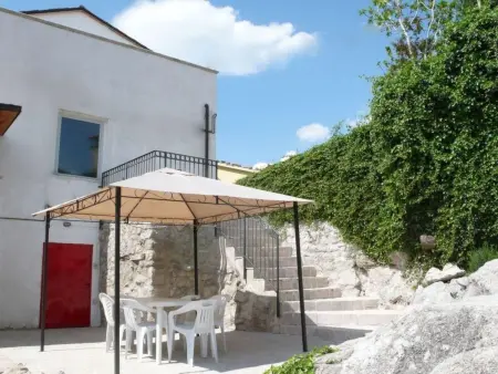 'Elvira Basilico' mit Terrasse, Maison 10 personnes à Scafa - Photo 17