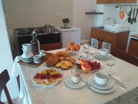 Charmante Wohnung mit Privatparkplatz, Appartement 8 personnes à Roccamontepiano - Photo 3