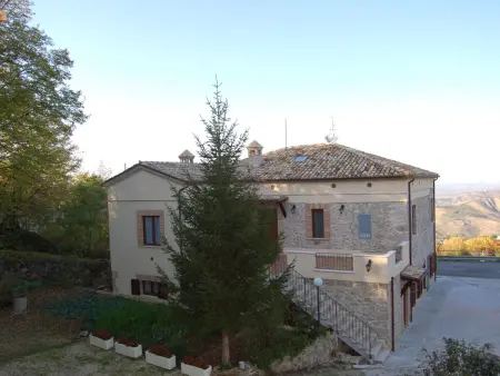 Wohnung in San Rocco mit Privatparkplatz, Appartement 7 personnes à Roccamontepiano - Photo 12