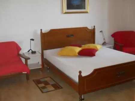mit Blick auf das Wasser, Appartement 6 personnes à Catignano - Photo 7