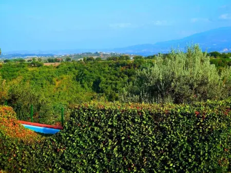 mit Blick auf das Wasser, Appartement 6 personnes à Catignano - Photo 12