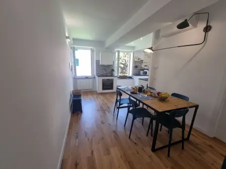 Haus Blu Capolungo von Holiday World, Appartement 4 personnes à Genova - Photo 2