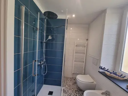 Haus Blu Capolungo von Holiday World, Appartement 4 personnes à Genova - Photo 13