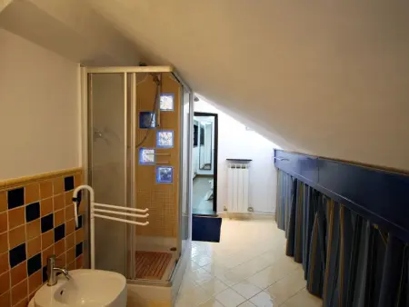 Wohnung 'Goliath' mit Terrasse, Appartement 4 personnes à Genova - Photo 17