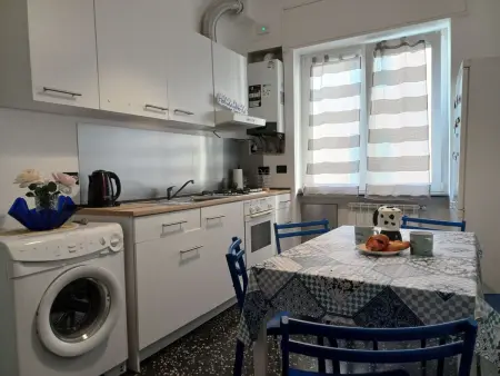 Utri Haus von Holiday World, Appartement 5 personnes à Genova - Photo 1