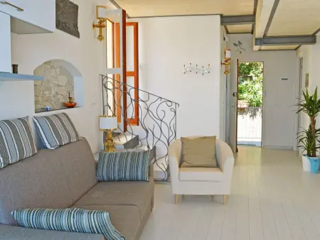 Charmantes Appartement in Moneglia mit Großer Terrasse - Photo 1