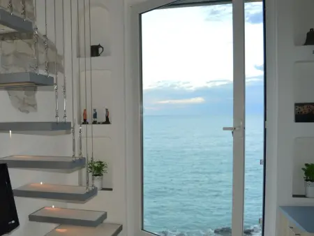 Charmantes Appartement in Moneglia mit Großer Terrasse - Photo 3