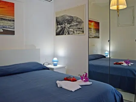 Charmantes Appartement in Moneglia mit Großer Terrasse - Photo 5