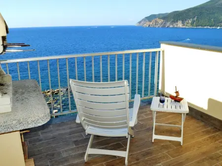 Charmantes Appartement in Moneglia mit Großer Terrasse - Photo 10