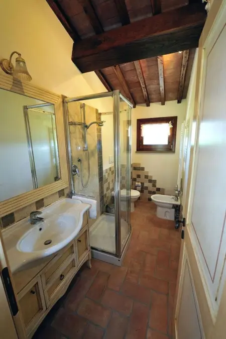 Lo Strettoio Wohnung mit Gemeinschaftspool, Appartement 5 personnes à Castelfalfi - Photo 9