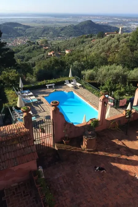 'Villa Lorien' mit Wasserblick, Maison 13 personnes à Corsanico - Photo 5