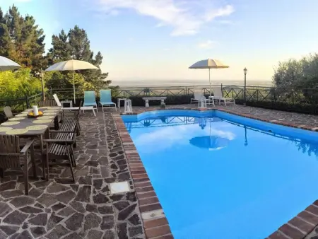 'lorien 14' mit eigenem Pool, Maison 14 personnes à Corsanico - Photo 1