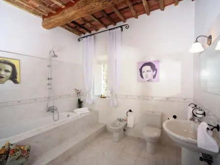 'lorien 14' mit eigenem Pool, Maison 14 personnes à Corsanico - Photo 35
