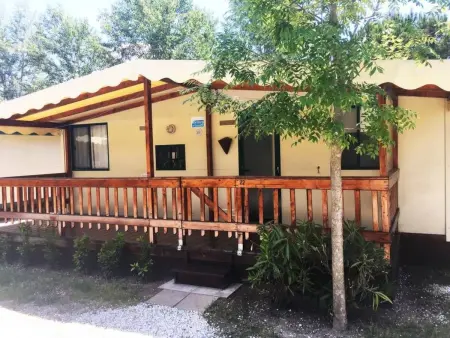 Mobilheim auf einem Campingplatz in der Nähe des Meeres und Pisa - Photo 1