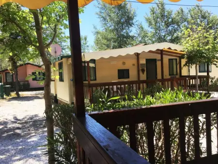 Mobilheim auf einem Campingplatz in der Nähe des Meeres und von Pisa - Photo 1