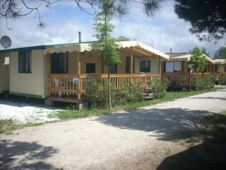 Mobilheim auf einem Campingplatz in der Nähe des Meeres, Pisa, - Photo 28