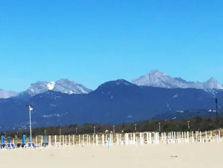 Mobilheim auf einem Campingplatz in der Nähe des Meeres und Pisa - Photo 48