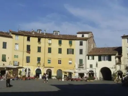 Wunderschönes Ferienhaus in Viareggio mit gemeinschaftlichem Pool - Photo 35