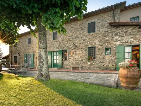 mit Privatparkplatz, Maison 4 personnes à Montecatini Terme - Photo 5