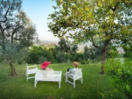 mit Privatparkplatz, Maison 4 personnes à Montecatini Terme - Photo 11