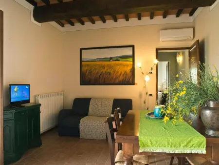 Wohnung  Tulip  mit Gemeinschaftspool, Appartement 6 personnes à Volterra - Photo 2