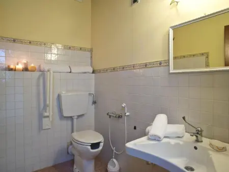 Wohnung  Tulip  mit Gemeinschaftspool, Appartement 6 personnes à Volterra - Photo 12
