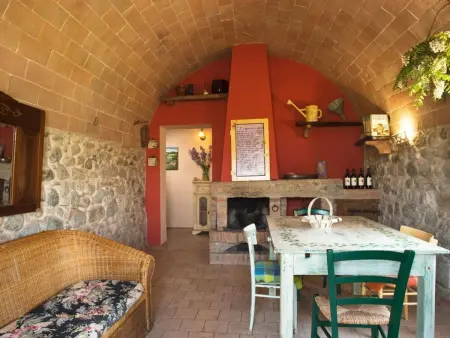 Efeu -Wohnung mit Gemeinschaftspool, Appartement 3 personnes à Volterra - Photo 4