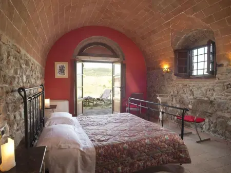 Efeu -Wohnung mit Gemeinschaftspool, Appartement 3 personnes à Volterra - Photo 6