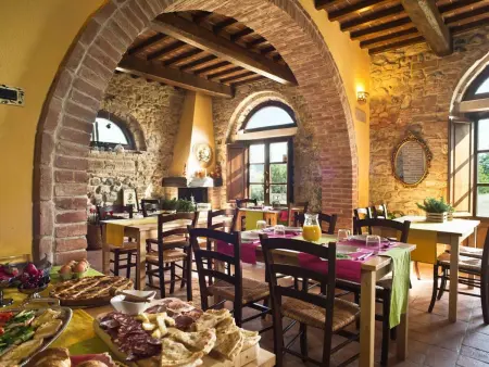 Efeu -Wohnung mit Gemeinschaftspool, Appartement 3 personnes à Volterra - Photo 18