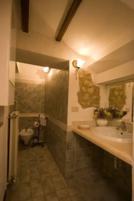 Santinovo Dachgeschosswohnung, Appartement 4 personnes à Colle Val d'Elsa - Photo 19