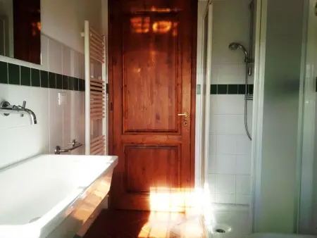 Anwesen  La Capanna  mit Blick auf das Wasser, Maison 4 personnes à Loro Ciuffenna - Photo 25