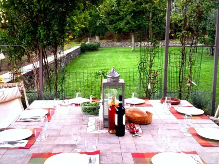 Villa mit Pool und zauberhafter Aussicht, Maison 8 personnes à Loro Ciuffenna - Photo 5