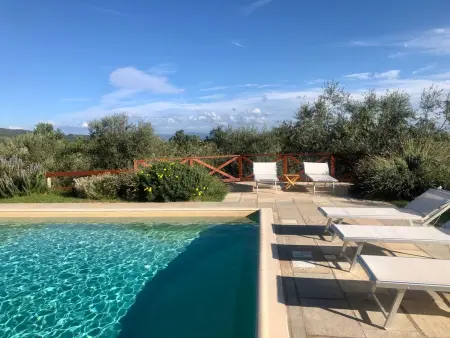 Villa mit Pool und zauberhafter Aussicht, Maison 8 personnes à Loro Ciuffenna - Photo 13