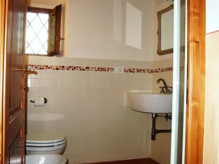 für sieben Personen mit tollem Blick auf die Hügel des Chianti - Photo 20