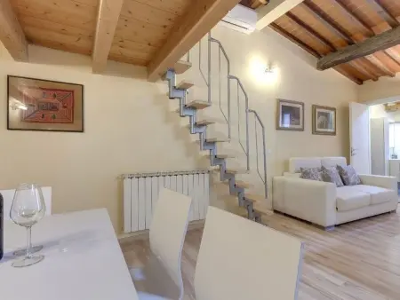 Schicke, moderne und geschmackvoll eingerichtete Ferienwohnung im beliebten Vie - Photo 1