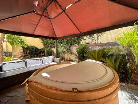 Zwei Schlafzimmer mit Garten und Whirlpool, Appartement 4 personnes à Florence - Photo 18