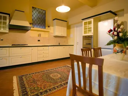 Wohnung 'San Firenze' mit Waschmaschine, Appartement 7 personnes à Florence - Photo 9
