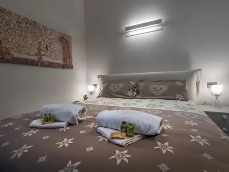 Garten' Ferienwohnung mit privatem Garten, Appartement 4 personnes à Florence - Photo 5