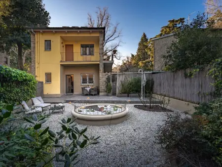 Garten' Ferienwohnung mit privatem Garten, Appartement 4 personnes à Florence - Photo 32