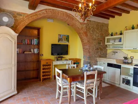 Wunderschöne Ferienwohnung in Monte San Savino mit gemeinschaftlichem Pool, Gar - Photo 5
