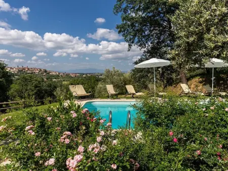 Wunderschöne Ferienwohnung in Monte San Savino mit gemeinschaftlichem Pool, Gar - Photo 16