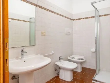 Casa Milla - Zwei-Zimmer-Wohnung Colombaccio, Appartement 4 personnes à Cecina - Photo 10