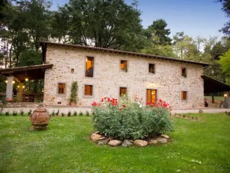 Villa Liz' Anwesen mit privatem Pool, Maison 6 personnes à Poppi - Photo 1