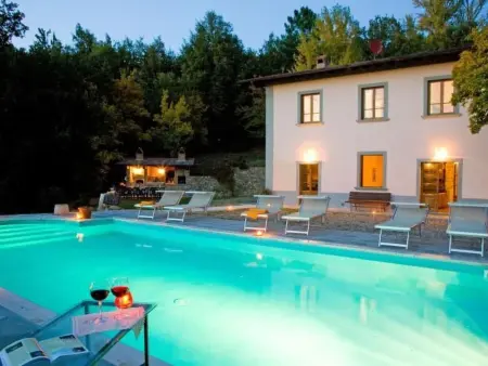 Villa Pruneto mit Pool in den Hügeln der Toskana - Photo 1