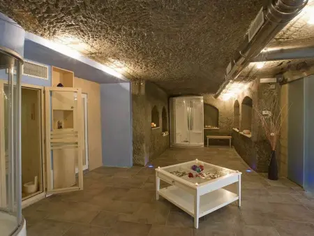 Unterkunft in Residenz mit Spa, Schwimmbad, Wi-Fi - Photo 30