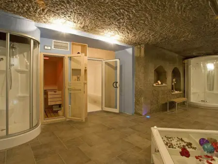 Unterkunft in Residenz mit Spa, Schwimmbad, Wi-Fi - Photo 31