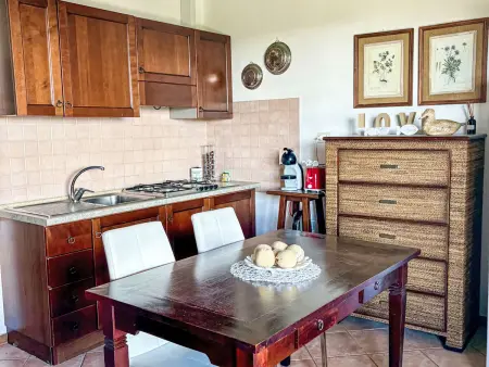 Wohnung 'Romantisches Studio mit Seeblick', Appartement 2 personnes à Sanguineto - Photo 2