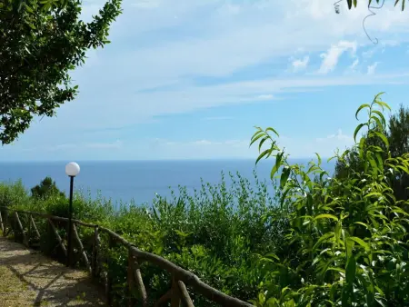 mit Garten, Grill und Terrasse, Maison 4 personnes à Sperlonga - Photo 18